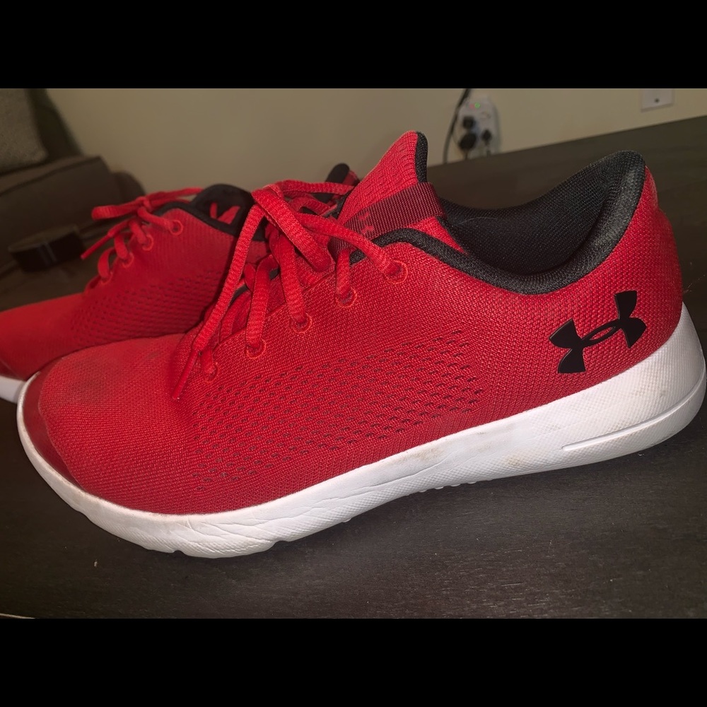 Running shoes